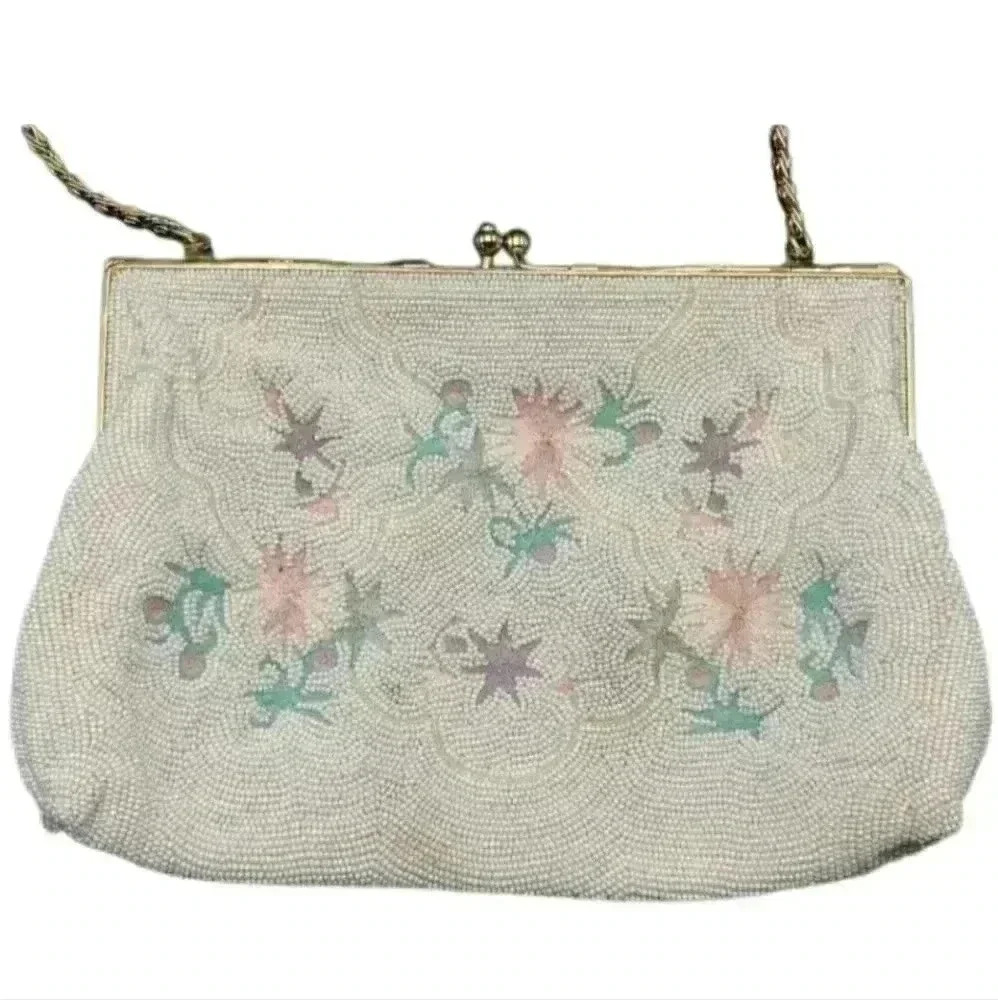 ART DECO COLLECTORS' HANDBAG CIRCA 1930'S OR OLDERSEED BEADS